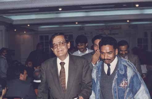Former federal minister great politician Khalid Kharal dies in Lahore By;ASGHAR ALI MUBARAK This is a very rear photo Asghar Ali Mubarak then Assistant editor PPA 1989 along with federal information minister Mr. Khalid Ahmed Khan Kharal on December 25th 1989 at inaugural ceremony ‘’Sports Times International ‘’in the government of Prime Minister Benazir Bhutto in 1988-1990. Senior leader Pakistan People’s Party (PPP) Khalid Ahmed Khan Kharal has died here in Lahore after prolonged illness, family sources said on Sunday. In a condolence message the former candidate for national assembly and senior journalist stated he was a great man a great politician’’ I am at a total loss of words of what to write or say to you to console you for the loss of Mr. Khalid Ahmed Khan Kharal.’’I am deeply and sincerely sorry for the loss of your father, he added. I know that no one can take Mr. Khalid Ahmed Khan Kharal ’s place. There will never be another man like him.’’The 78-year-old, who served as federal minister, will be laid to rest at his ancestral city in Kamalia. Late Khalid Ahmed Khan Kharal belongs to the Lakhera Kharal clan based in Kot Kamal Khan also known as Kamalia now. He was born in 1939 in Kamalia.Kamalia town was founded by and named after Kharal chief, Khan Kamal Khan Kharal, in the 14th Century and was, historically, known as “Kot Kamalia”. During the Indian Rebellion of 1857, it was one of the sites of an uprising by the local people, who held it for a week. In 1901, Kamalia had a population of 6,976. Kamalia was historically part of the erstwhile district and tehsil of Montgomery (Sahiwal), Punjab.Mr.Khalid Ahmed Khan Kharal remained an influential member of the Pakistan People’s Party from 1977 to 2012 and remained a Federal Minister twice in the government of Prime Minister Benazir Bhutto in 1988-1990 and 1993-1996. He joined the Central Civil Services of Pakistan as an Assistant Commissioner in 1963. He served in important positions such as Director Industries Département Punjab, Director Food Department Punjab, Deputy Commissioner and Political Agent in Dera Ghazi Khan, Deputy Commissioner Larkana and Commissioner Larkana when Mr. Zulfiqar Ali Bhutto was the Prime Minister. He was considered a close confidant of Mr. Zulfiqar Ali Bhutto and Shaheed Benazir Bhutto. He was imprisoned during Zia ul Haq’s Martial Law to testify against Prime Minister Zulfiqar Ali Bhutto and upon his refusal he left the country in exile and joined the Government of Abu Dhabi as an Adviser on Economic Development. He lived in Abu Dhabi for 15 years and currently lives in Lahore, Pakistan. He has been elected as a Member of the National Assembly from the Kamalia Constituency. He is considered a very influential person in his district. In 2007 he announced that he would not be contesting the upcoming general elections. His son, Haider Ali Khan Kharal would be contesting instead of him from the PPPP ticket. He joined Pakistan Tehreek e Insaaf due to his differences with the new PPP leadership under President Asif Ali Zardari but later in January 2017 he rejoined Pakistan People’s Party along with Faisal Saleh Hayat after they had a meeting with Asif Ali Zardari in Bilawal House Karachi.