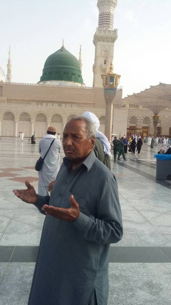 مكن لأي شخص في المملكة بأي تأشيرة الآن أداء العمرة، الحكومة السعودية……… (أصغر علي مبارك)..Anyone in the kingdom on any visa can now perform Umrah, the Saudi government….مملکت میں کسی بھی ویزا پر موجود شخص اب عمرہ ادا کرسکتا ہے، سعودی حکومت…….