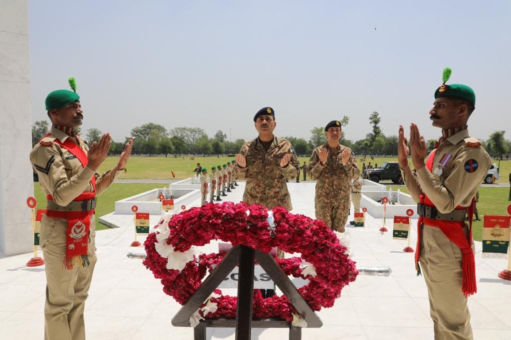 سپاہ سالارکا 25 مئی کو ‘یومِ تکریمِ شہداءِ پاکستان’ منانے کااعلان………… کالم..اندر کی بات…کالم نگار….اصغر علی مبارک…