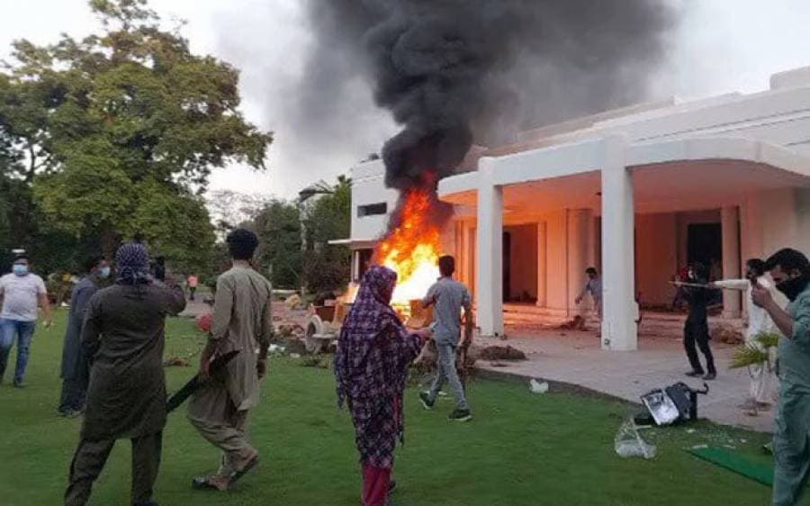 عسکری تنصیبات پر حملے پاکستان کی سلامتی پر حملے قرا ر………….. پاکستان کے خلاف جنگ قرا ر…. کالم..اندر کی بات…کالم نگار….اصغر علی مبارک