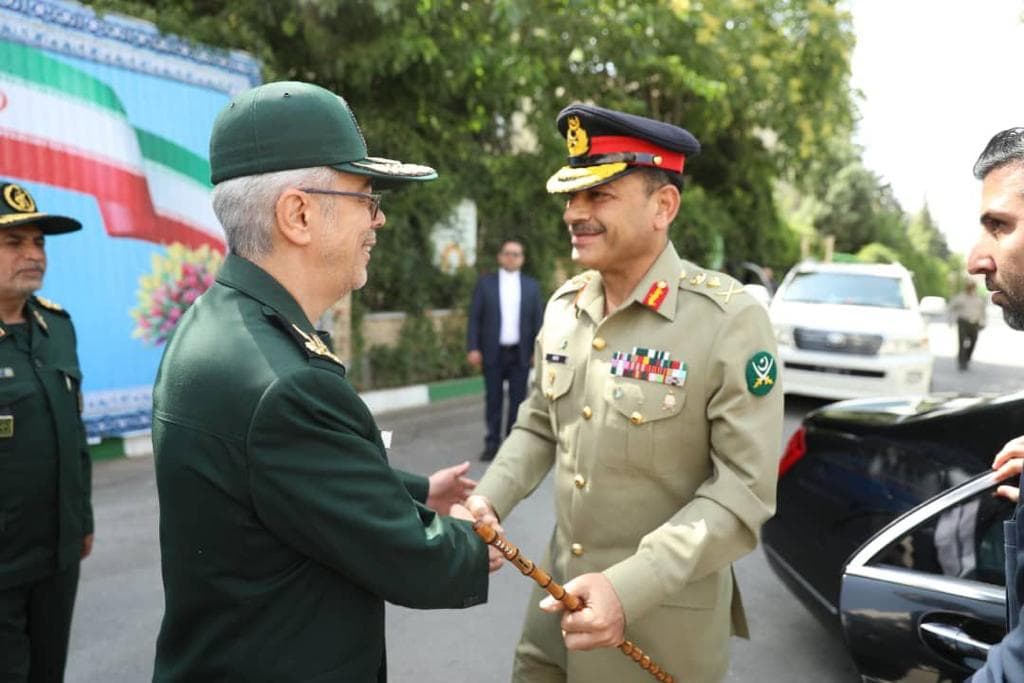پاک ایران عسکری قیادت کا دہشتگردی مشترکہ خطرہ قرار…..Pakistan-Iran military leadership declared terrorism as a common threat……………اصغر علی مبارک؛..