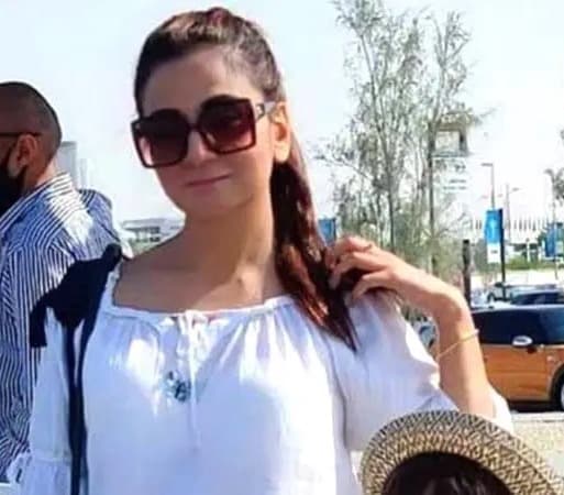یونان ;پاکستانی خاتون صحافی مونا خان کی گرفتاری اور رہائیArrest and release of Pakistani female journalist Mona Khan in Greece
