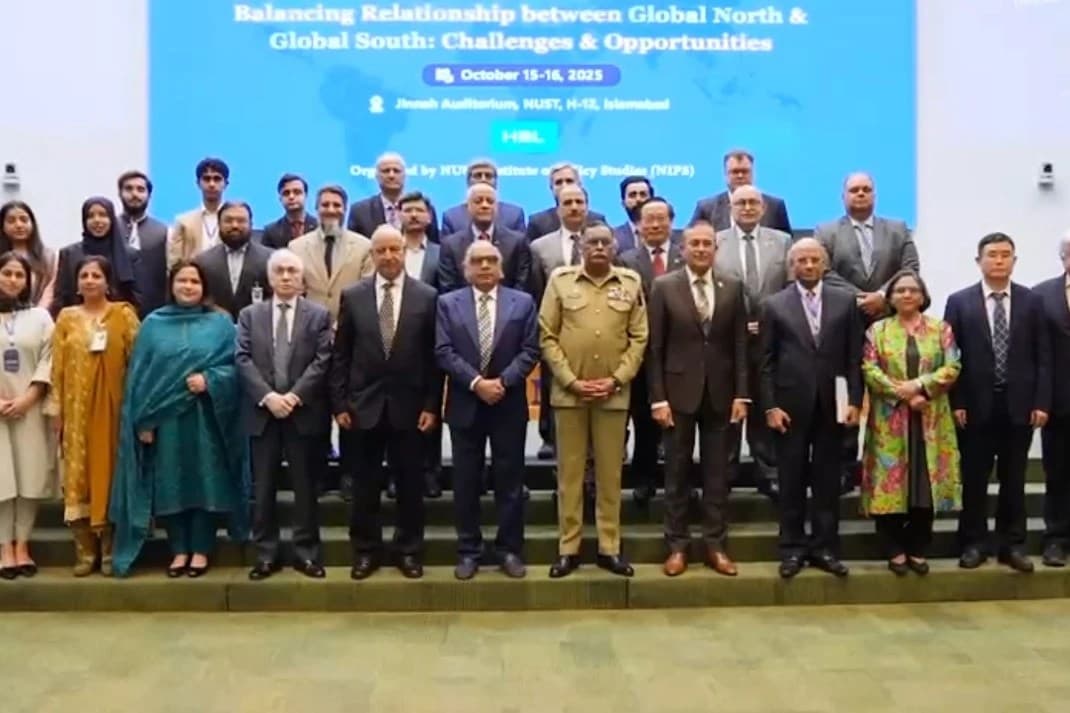 پاکستان انصاف ، مساوات اور باہمی احترام پر مبنی متوازن عالمی نظام کی تشکیل کا خواہاں ہے،جنرل ساحر شمشاد مرزاChairman Joint Chiefs Of Staff Committee (CJCSC) General Sahir Shamshad Mirza Reaffirms Pakistan’s Active Role Towards Promoting Regional Peace, Stability